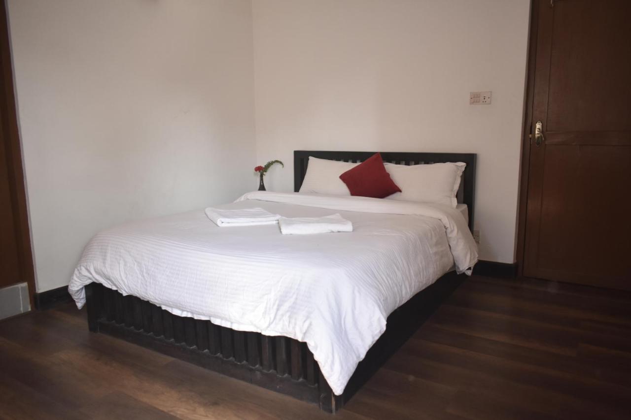 Cocina Mitho Chha Bnb Kathmandu Bagian luar foto
