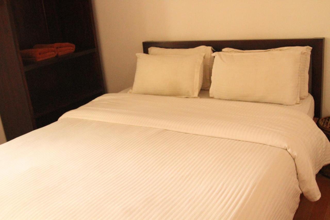 Cocina Mitho Chha Bnb Kathmandu Bagian luar foto