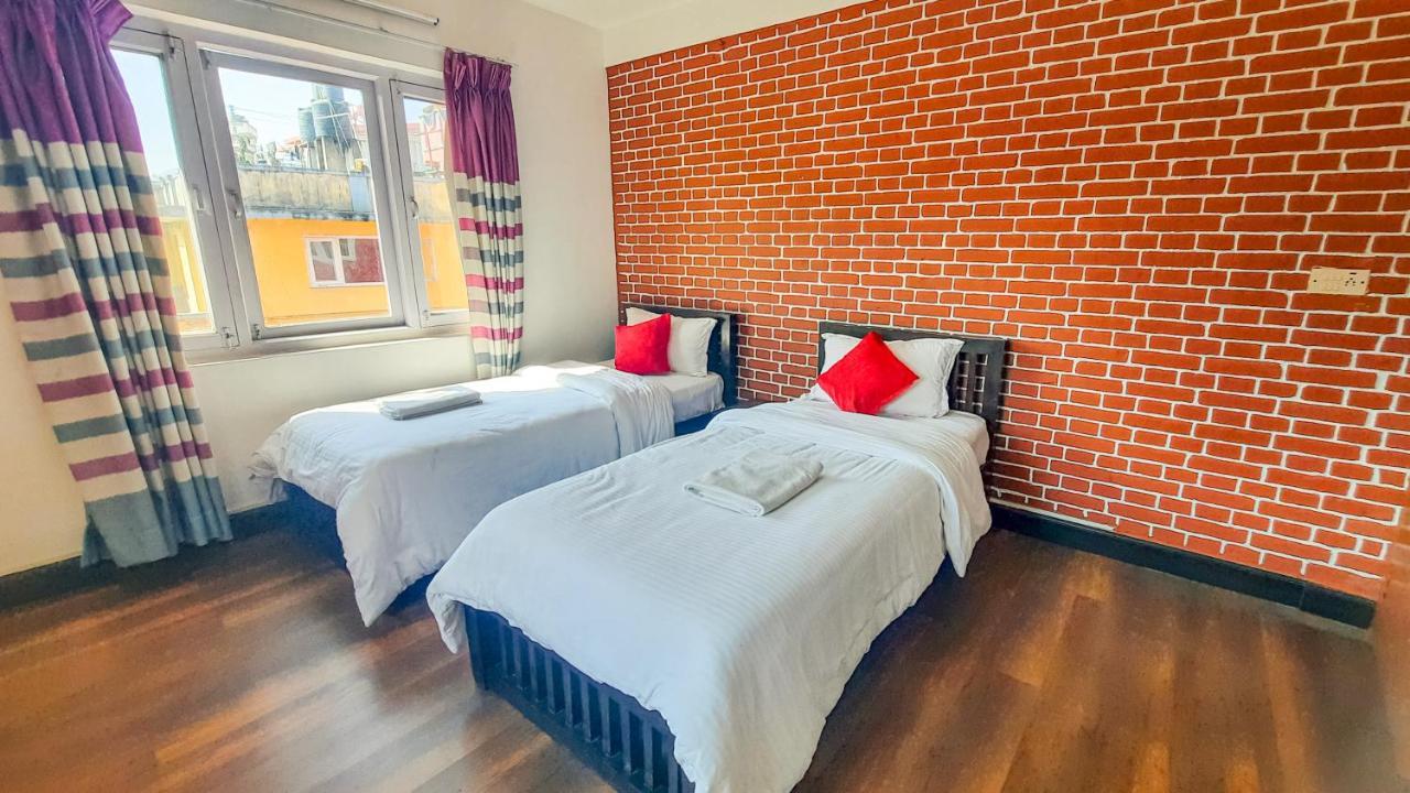 Cocina Mitho Chha Bnb Kathmandu Bagian luar foto