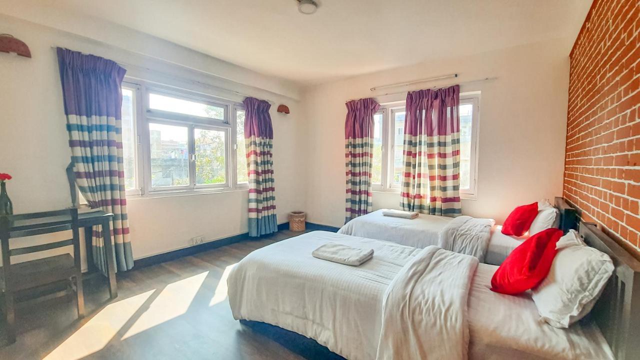 Cocina Mitho Chha Bnb Kathmandu Bagian luar foto