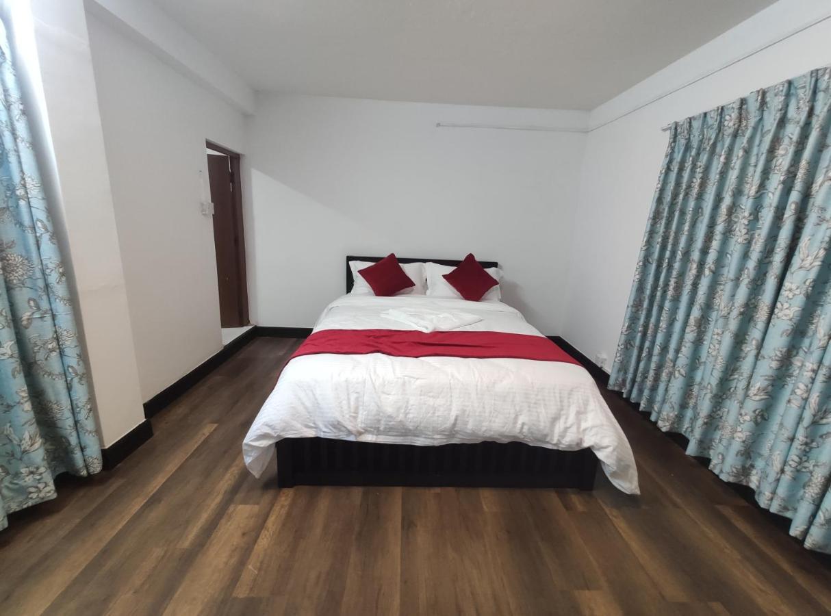 Cocina Mitho Chha Bnb Kathmandu Bagian luar foto