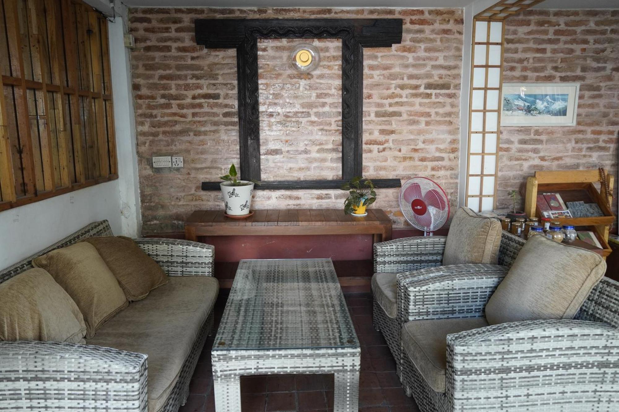 Cocina Mitho Chha Bnb Kathmandu Bagian luar foto