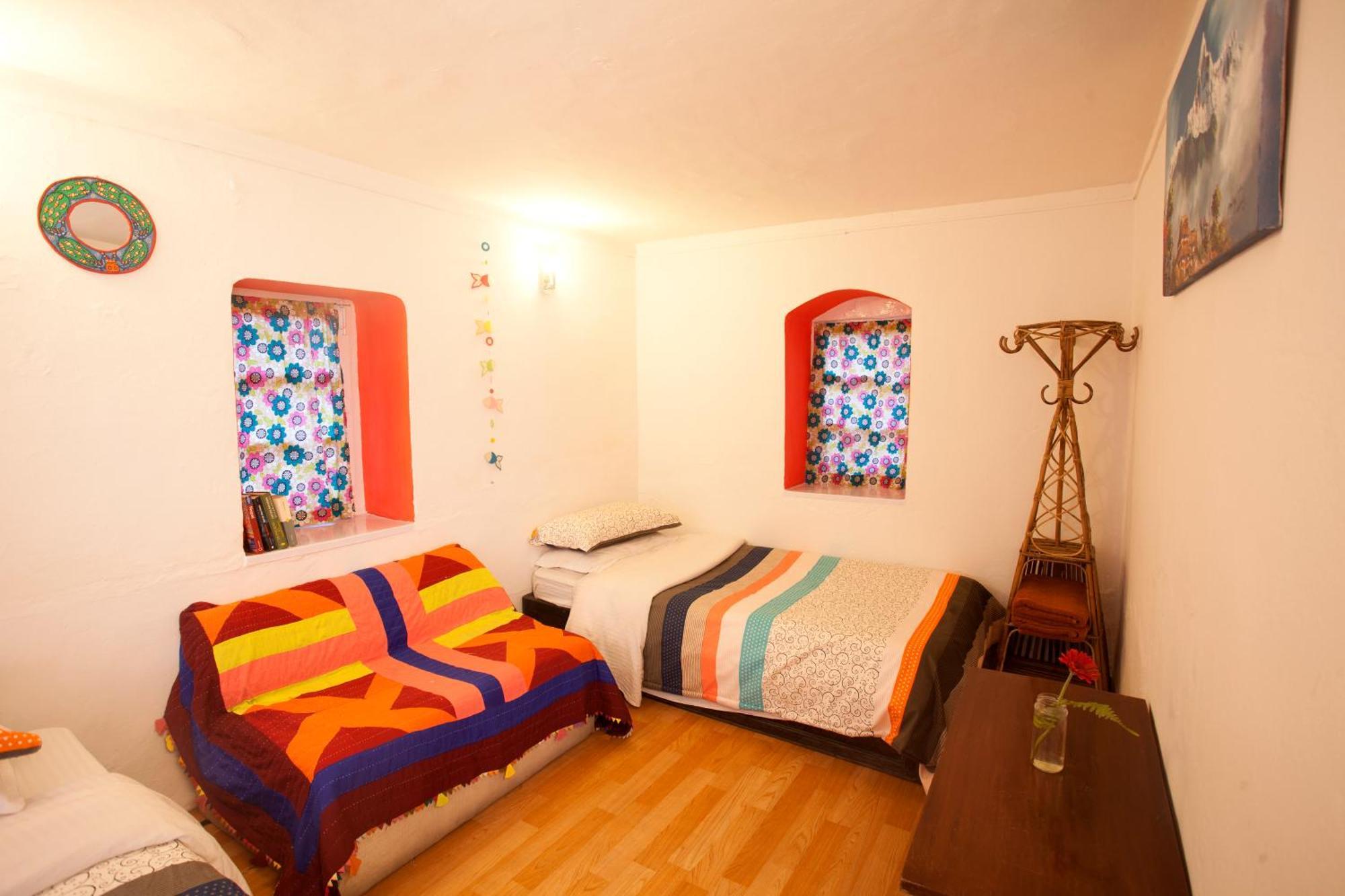Cocina Mitho Chha Bnb Kathmandu Bagian luar foto