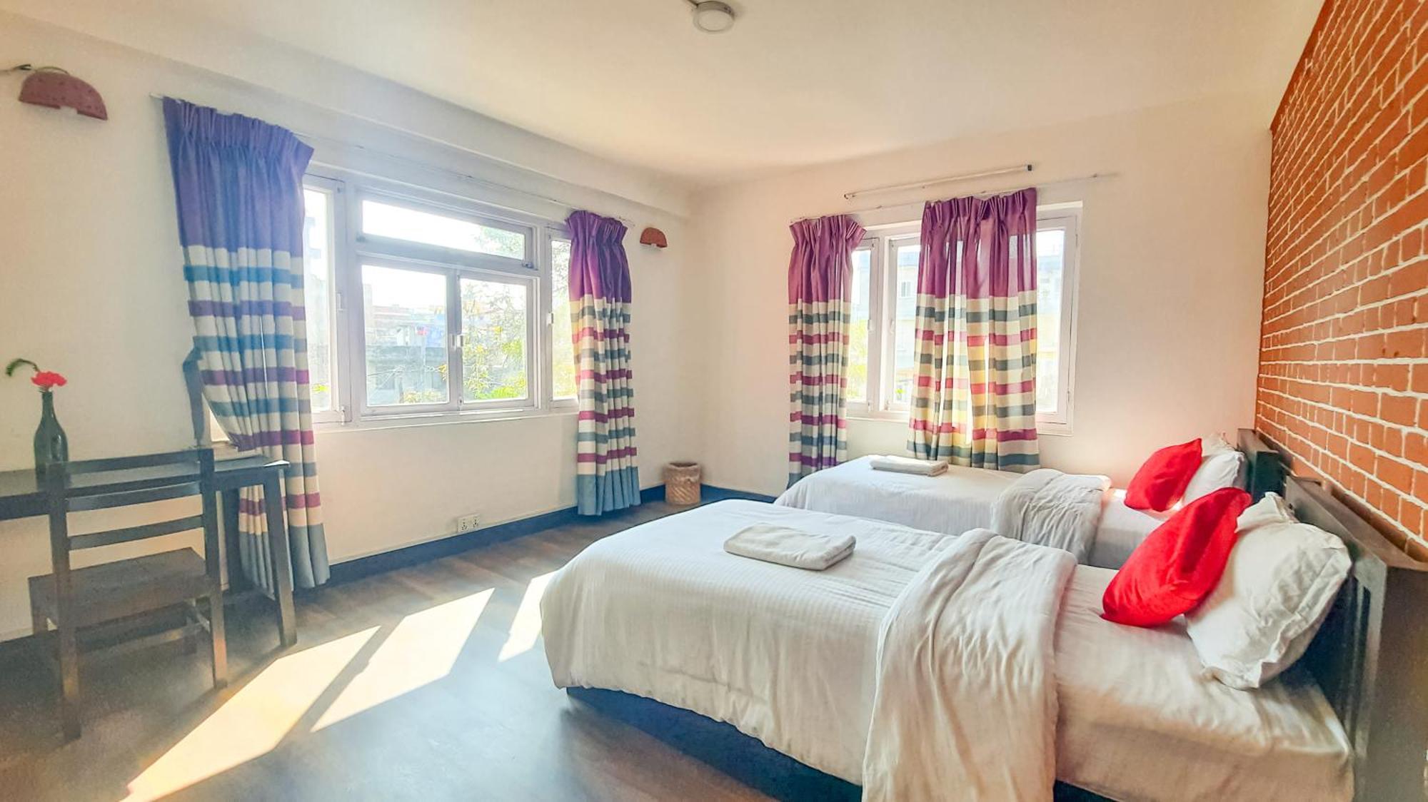 Cocina Mitho Chha Bnb Kathmandu Bagian luar foto
