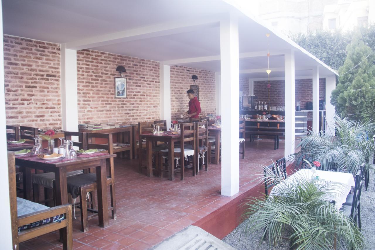Cocina Mitho Chha Bnb Kathmandu Bagian luar foto