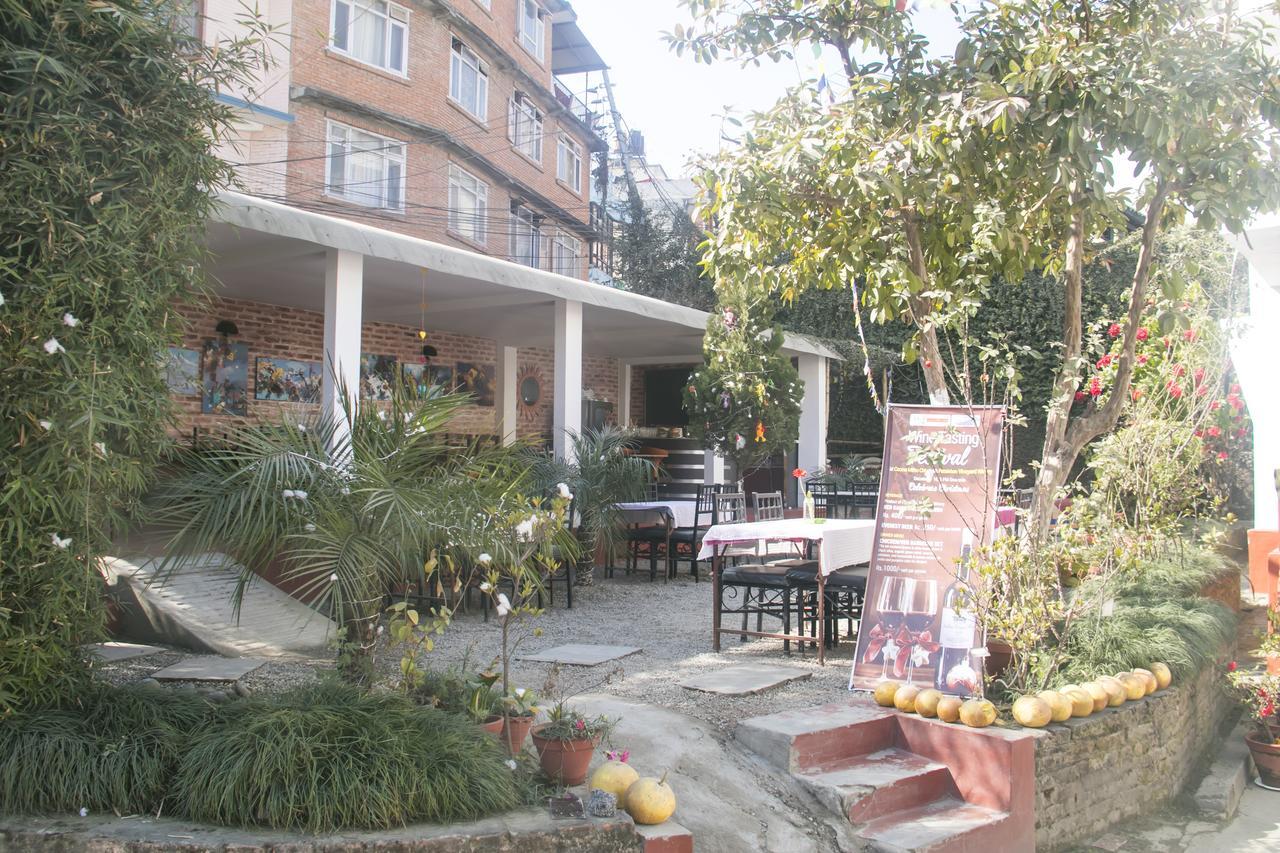 Cocina Mitho Chha Bnb Kathmandu Bagian luar foto